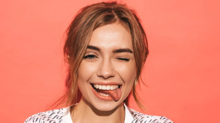 Gummy Smile (Diş Eti Estetiği)